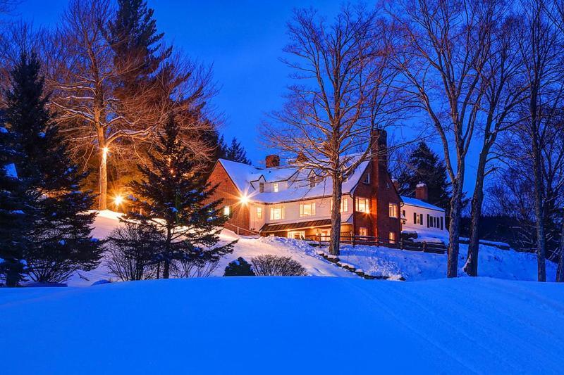 Edson Hill - A Distinctive Country Inn Стоу Екстериор снимка