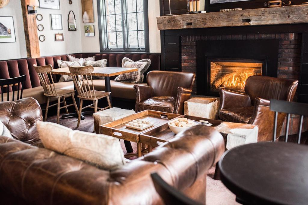 Edson Hill - A Distinctive Country Inn Стоу Екстериор снимка