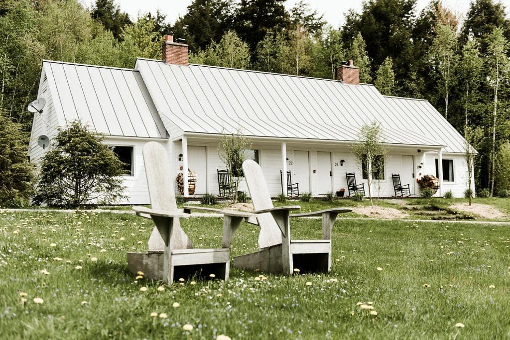 Edson Hill - A Distinctive Country Inn Стоу Екстериор снимка